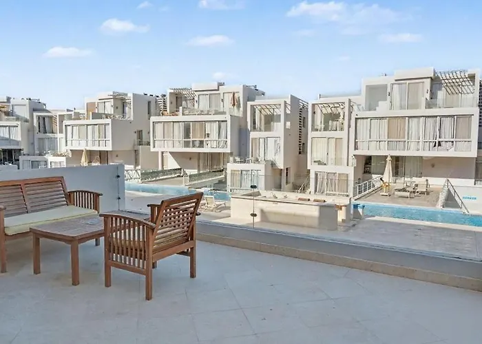 Elegant 1br Pool View In Sholan 1, El Gouna شقة الغردقة
