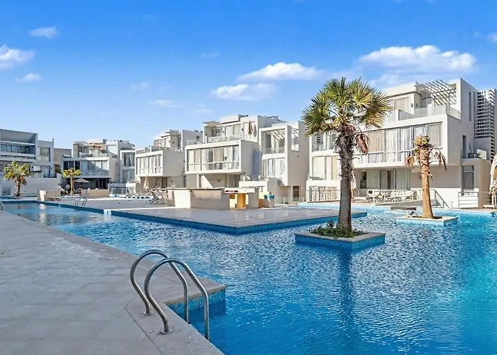 Elegant 1br Pool View In Sholan 1, El Gouna شقة *